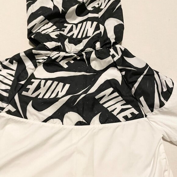 Nike Kids Sportswear Windrunner Jacket White Cj7426-104 Girls Size Small - Picture 13 of 16